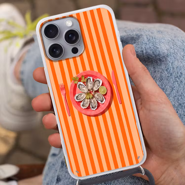 Eten - Oester - Zeevruchten - Oranje - Modern Hoesje iPhone 16 Pro Max met koord klein -sfeer3