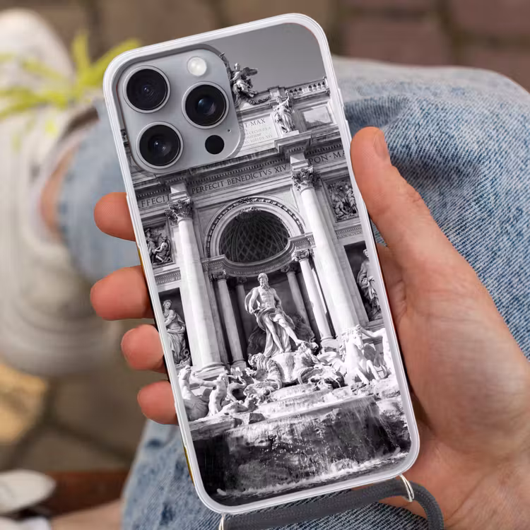 Fontein - Beelden - Architectuur - Zwart-wit Hoesje iPhone 16 Pro Max met koord klein -sfeer3