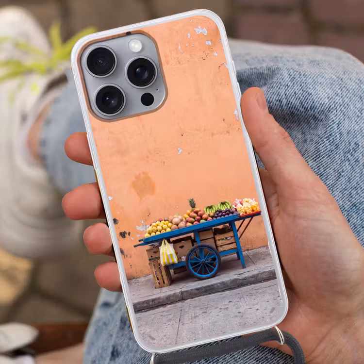 Phone case crossbody - Fruit - Cart - Street - Fruit - Kar - Straat Hoesje iPhone 16 Pro Max met koord klein