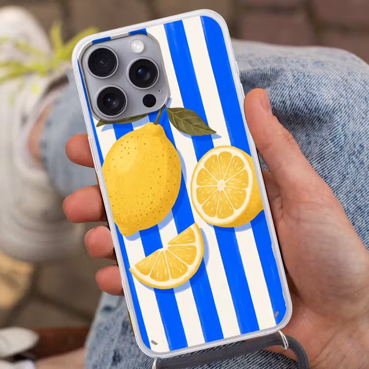 Fruit - Citroen - Zomer - Geel - Blauw Hoesje iPhone 16 Pro Max met koord klein -sfeer3