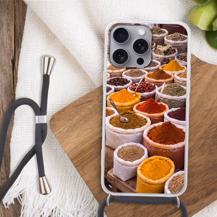 Phone case crossbody - Herbs - Market - Food - Kruiden - Markt - Eten Hoesje iPhone 16 Pro Max met koord klein