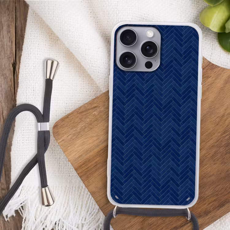 Visgraat - Wandtegel - Donkerblauw - Navy Blue Hoesje iPhone 16 Pro Max met koord klein 804 -sfeer4