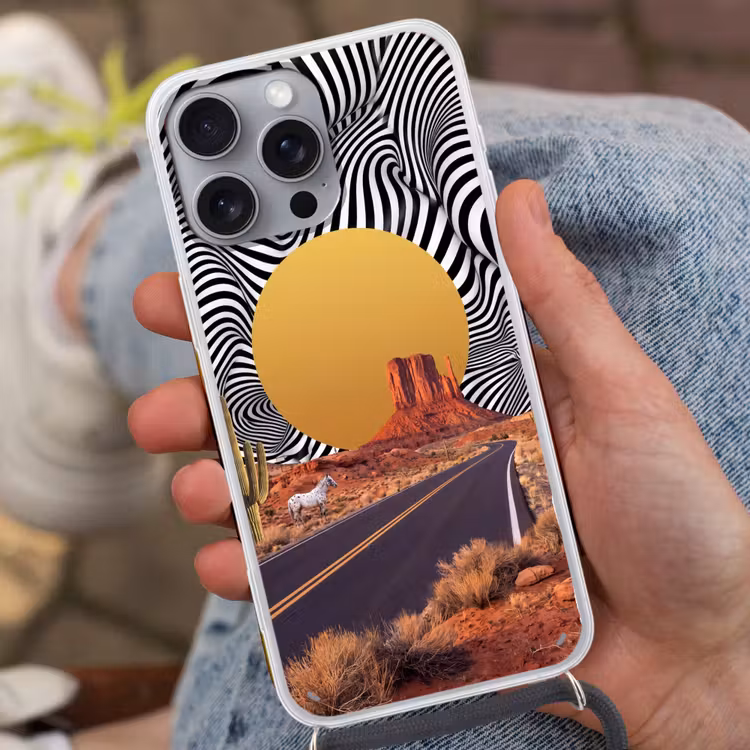 Phone case crossbody - Horse - Desert - Nature - Paard - Woestijn - Natuur Hoesje iPhone 16 Pro Max met koord klein
