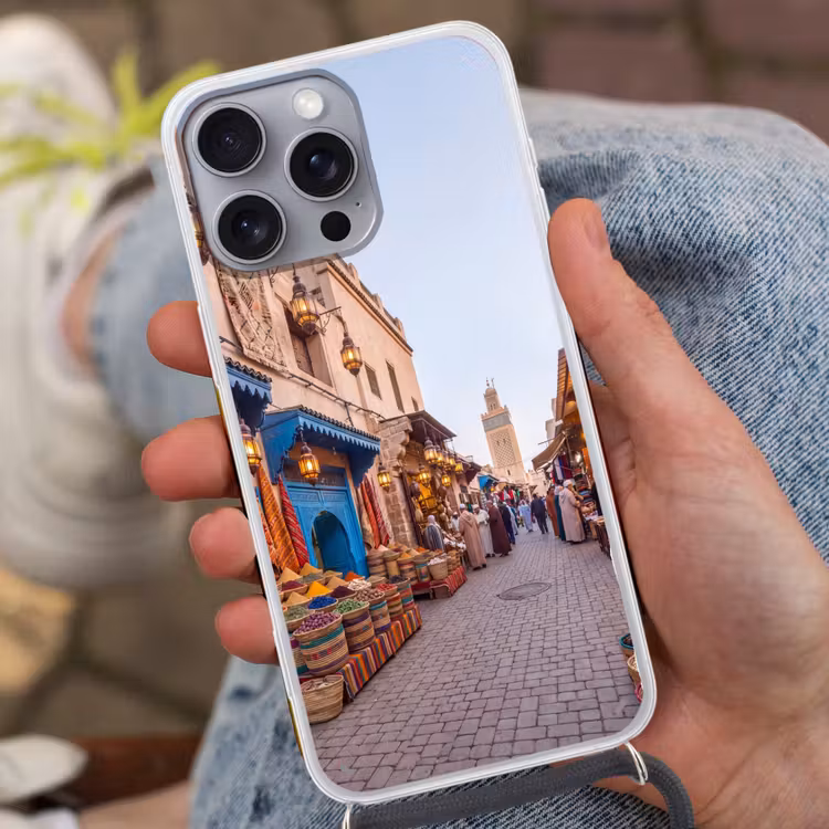 Phone case crossbody - Market - Oriental - Colorful - Markt - Oosters - Kleurrijk Hoesje iPhone 16 Pro Max met koord klein