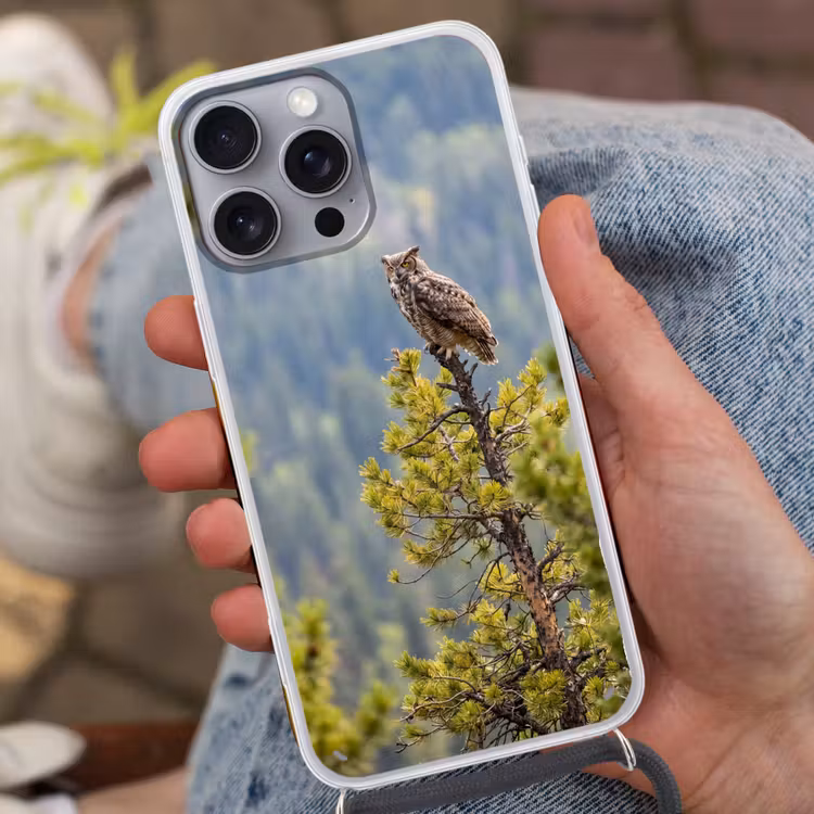 Uil - Oehoe - Bomen - Natuur Hoesje iPhone 16 Pro Max met koord klein -sfeer3