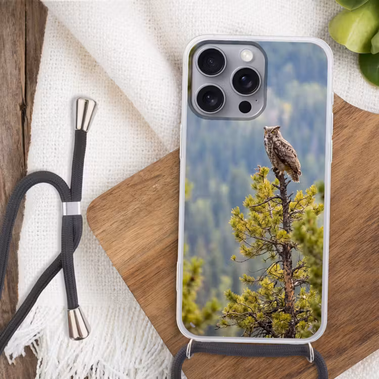 Uil - Oehoe - Bomen - Natuur Hoesje iPhone 16 Pro Max met koord klein -sfeer4