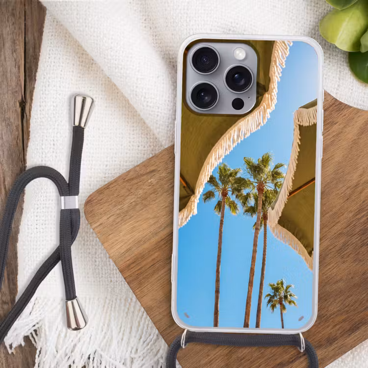 Parasol - Groen - Franjes - Zomer - Tropisch Hoesje iPhone 16 Pro Max met koord klein -sfeer4