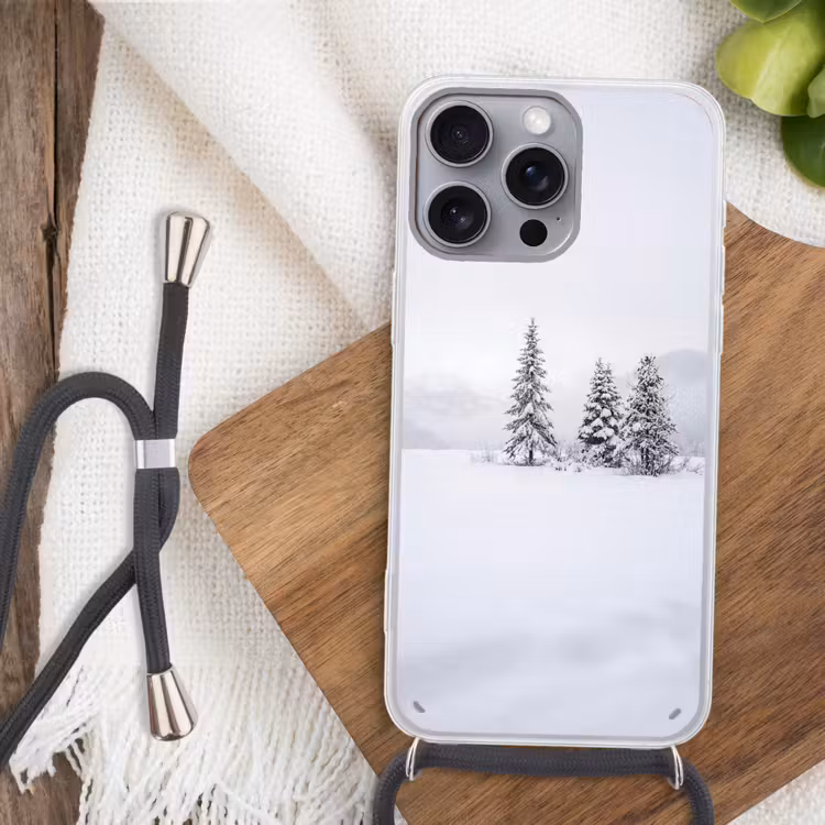 Fijnsparren - Sneeuw - Winter - Landschap - Stilte Hoesje iPhone 16 Pro Max met koord klein -sfeer4