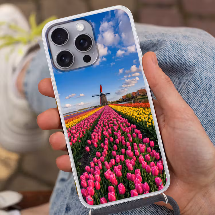 Tulpen - Holland - Molen - Kleurrijk Hoesje iPhone 16 Pro Max met koord klein -sfeer3