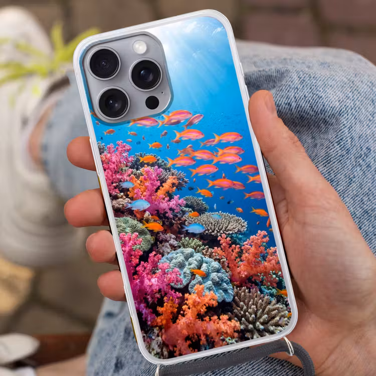 Onderwater - Koraalrif - Vissen - Oceaan - Natuur Hoesje iPhone 16 Pro Max met koord klein -sfeer3