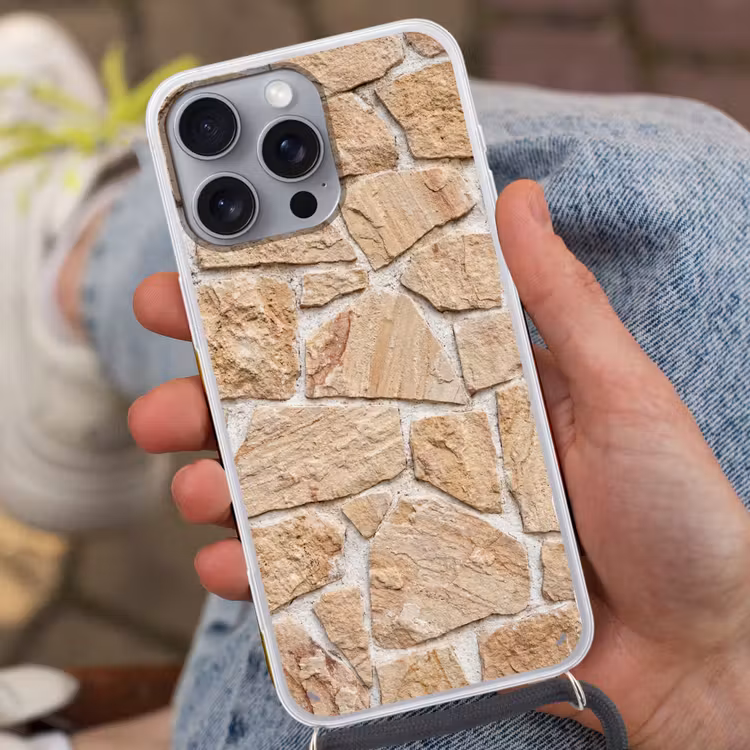 Muur - Steen - Patroon - Rustiek - Beige Hoesje iPhone 16 Pro Max met koord klein -sfeer3