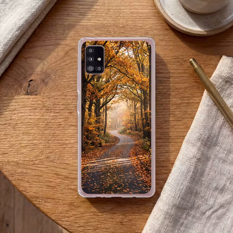 Bospad - Herfstbos - Bladeren - Oranje - Nostalgisch Telefoonhoesje Samsung Galaxy A51 5G klein -sfeer1