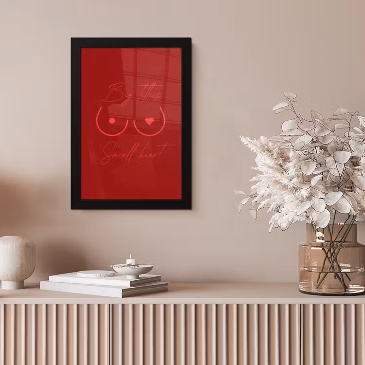 Big titties small heart - Rood - Hart fotolijst zwart zonder passe partout klein -sfeer5