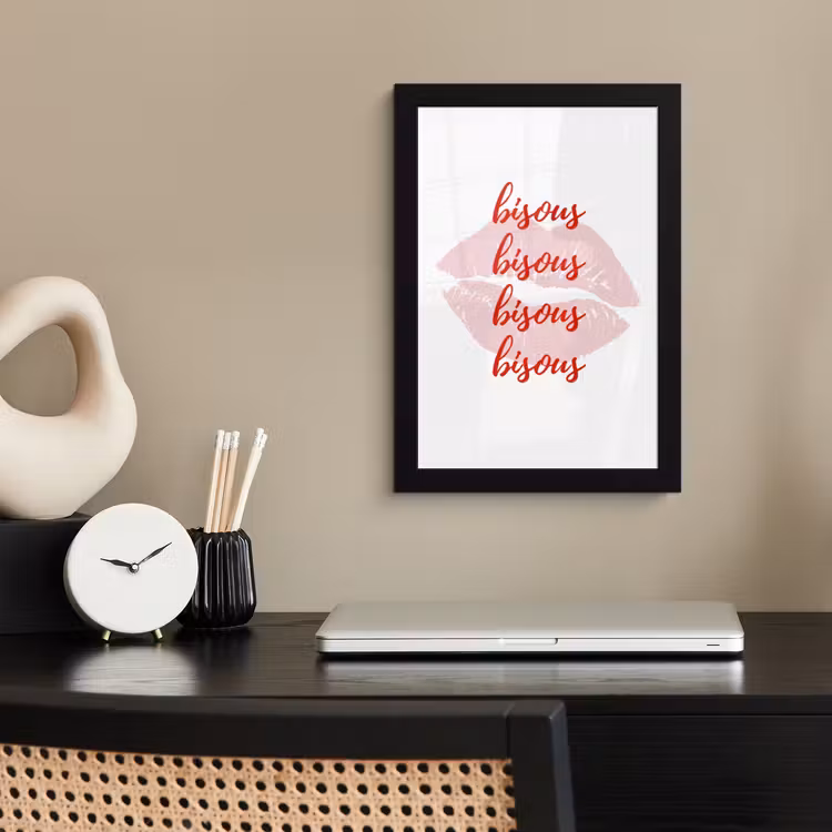 Bisous - Lip - Wit - Rood fotolijst zwart zonder passe partout klein -sfeer1