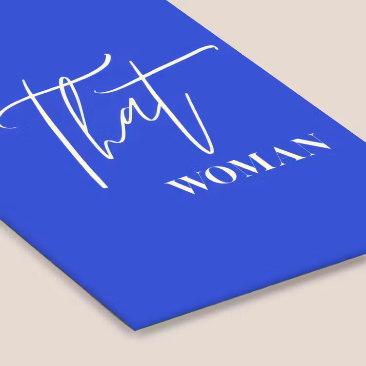 Blauw - I am that woman - Sierlijk - Minimalistisch fotolijst zwart zonder passe partout klein -zsfeer6