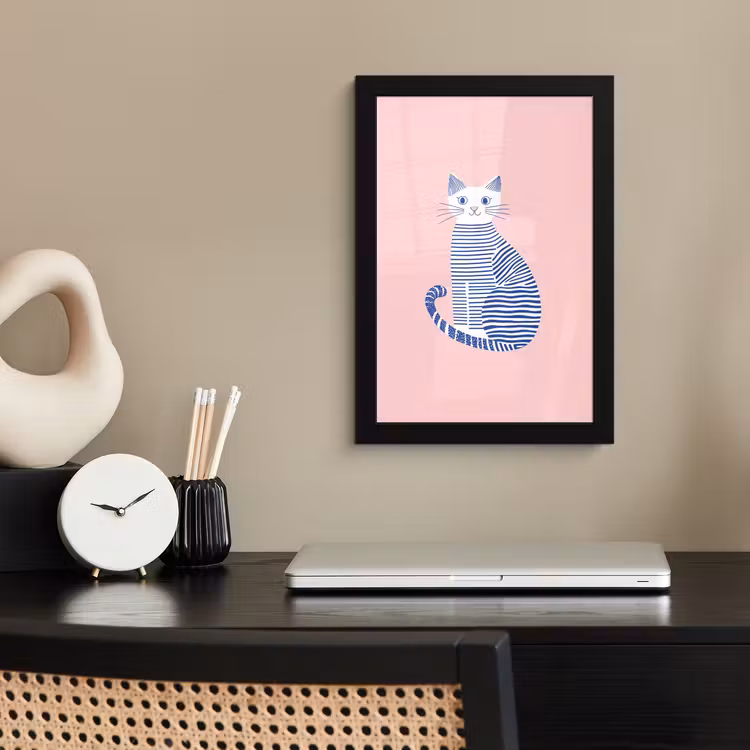 Kat - Illustratie - Minimalistisch - Roze fotolijst zwart zonder passe partout klein -sfeer1