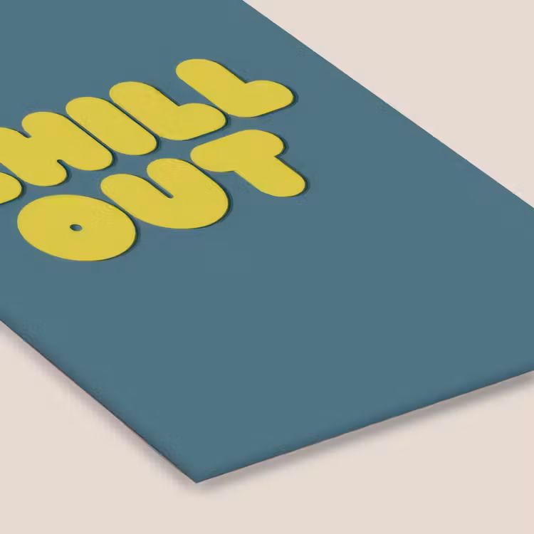 Chill out - Geel - Blauw fotolijst zwart zonder passe partout klein -zsfeer6