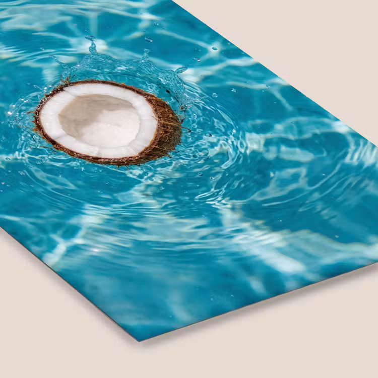 Kokosnoot - Water - Wit fotolijst zwart zonder passe partout klein -zsfeer6