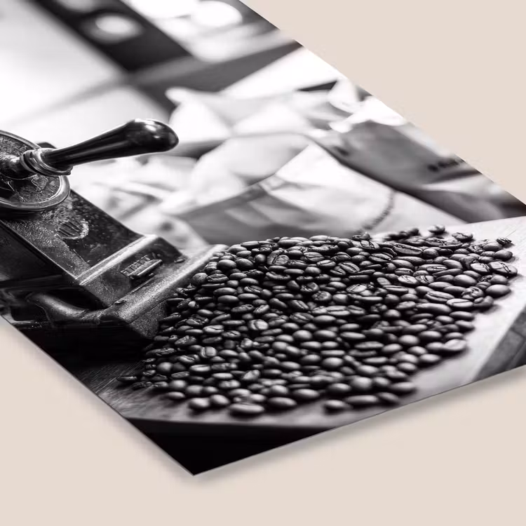 Koffiemolen - Gemalen - Vintage fotolijst zwart zonder passe partout klein -zsfeer6