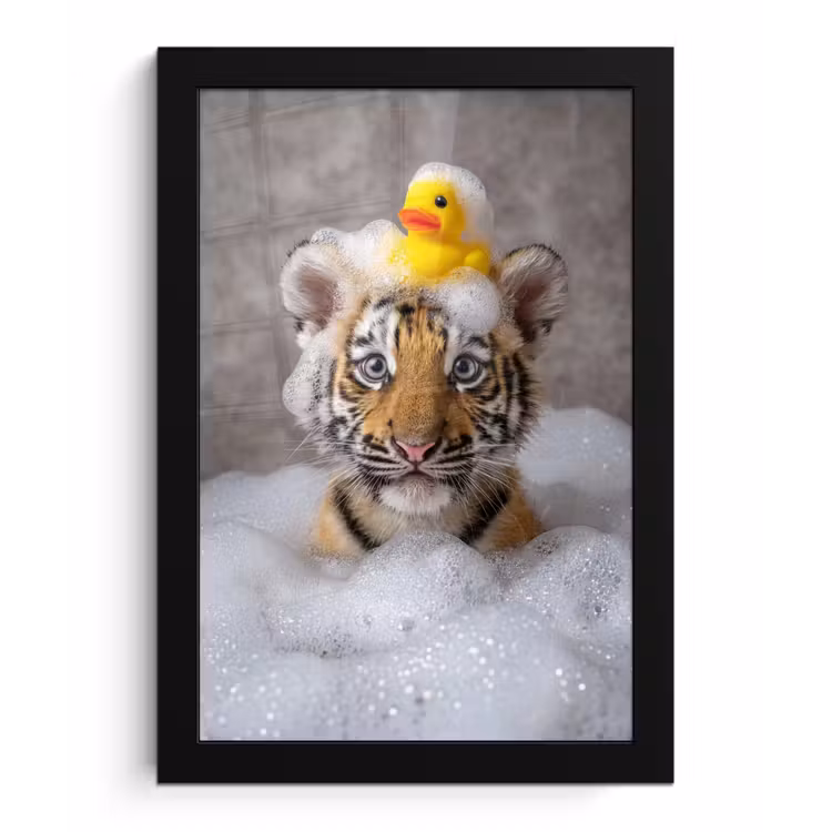 Welpje - Bad - Geel fotolijst zwart zonder passe partout klein -3d