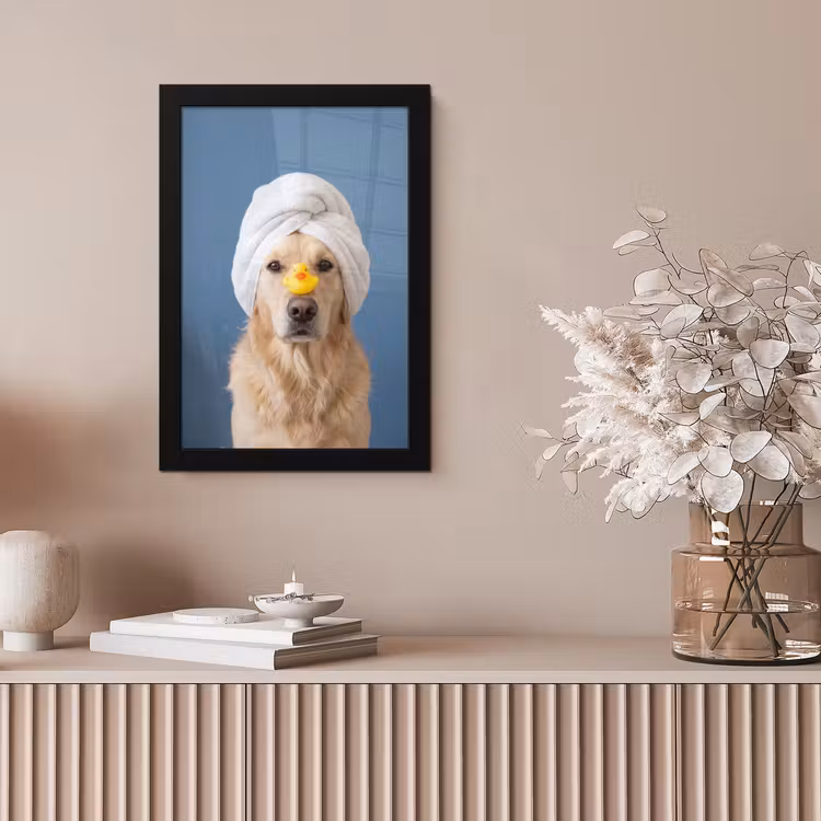 Hond - Badeend - Geel fotolijst zwart zonder passe partout klein -sfeer5