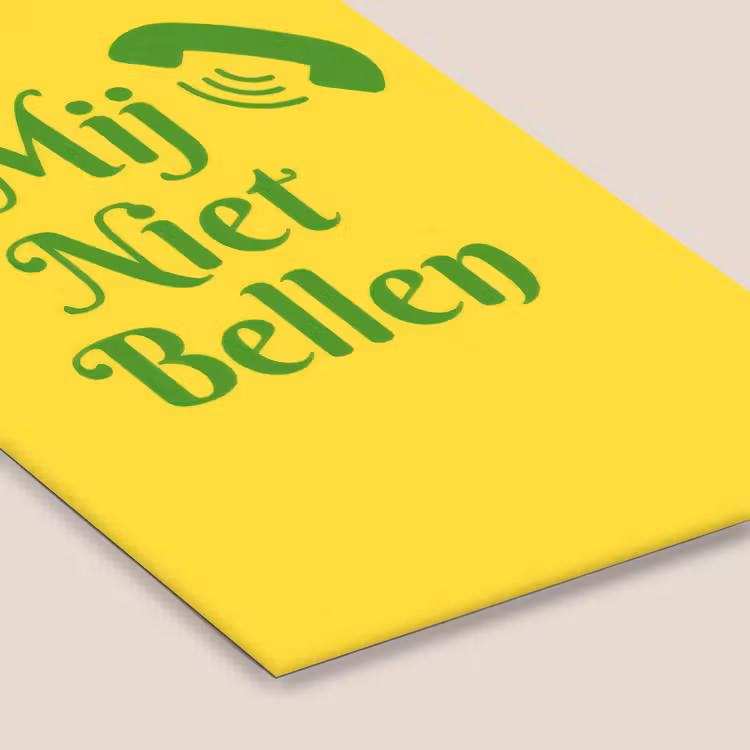 Mij niet bellen - Telefoon - Geel fotolijst zwart zonder passe partout klein -zsfeer6