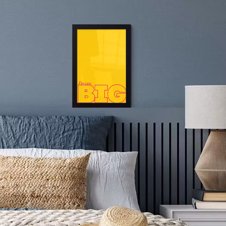 Dream big - Geel - Grafisch fotolijst zwart zonder passe partout klein -sfeer3