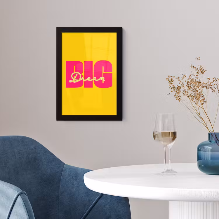 Dream big - Geel - Roze fotolijst zwart zonder passe partout klein -sfeer4