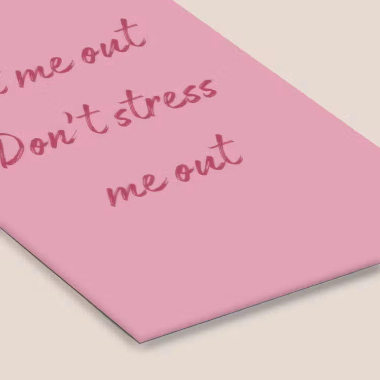Eat me out don't stress me out - Roze - Handgeschreven fotolijst zwart zonder passe partout klein -zsfeer6
