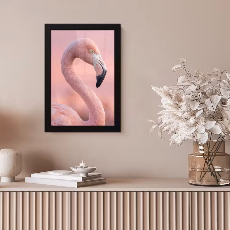 Flamingo - Portret - Roze fotolijst zwart zonder passe partout klein -sfeer5