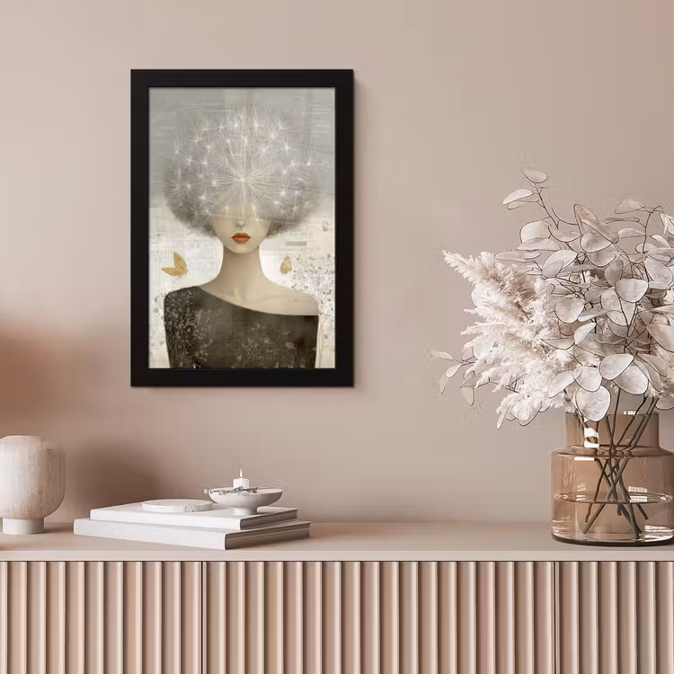 Pluis - Vrouw - Beige fotolijst zwart zonder passe partout klein -sfeer5