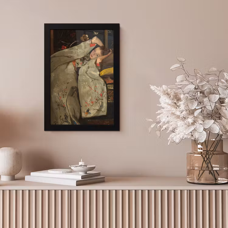 Meisje in witte kimono - Schilderij van George Hendrik Breitner fotolijst zwart zonder passe partout klein -sfeer5