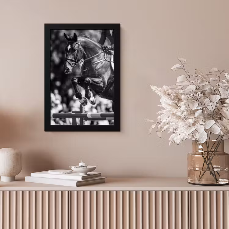 Springen - Paard - Zwart - Wit fotolijst zwart zonder passe partout klein -sfeer5