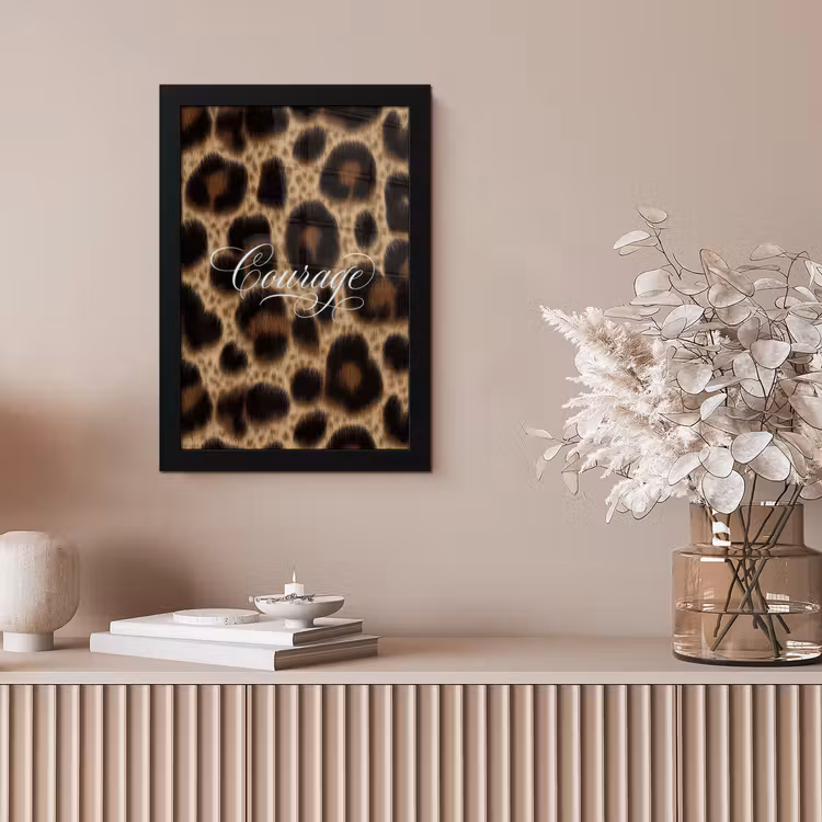 Luipaardprint - Bruin - Courage - Sierlijk fotolijst zwart zonder passe partout klein -sfeer5