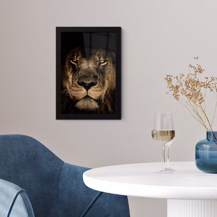 Leeuw - Dieren - Zwart - Portret fotolijst zwart zonder passe partout klein -sfeer4
