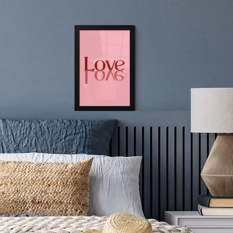 Love - Roze - Spiegeling fotolijst zwart zonder passe partout klein -sfeer3