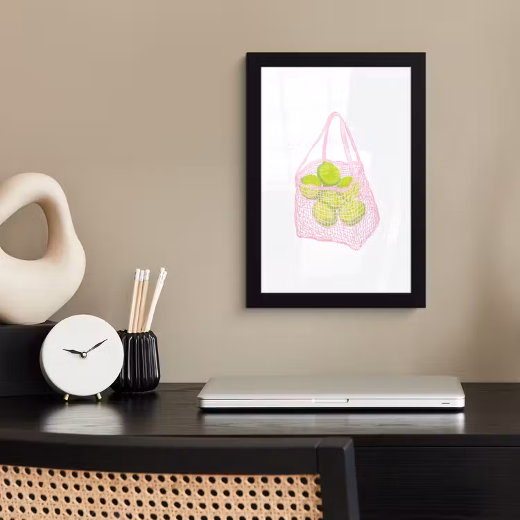 Netzakje - Roze - Illustratie - Limoenen fotolijst zwart zonder passe partout klein -sfeer1