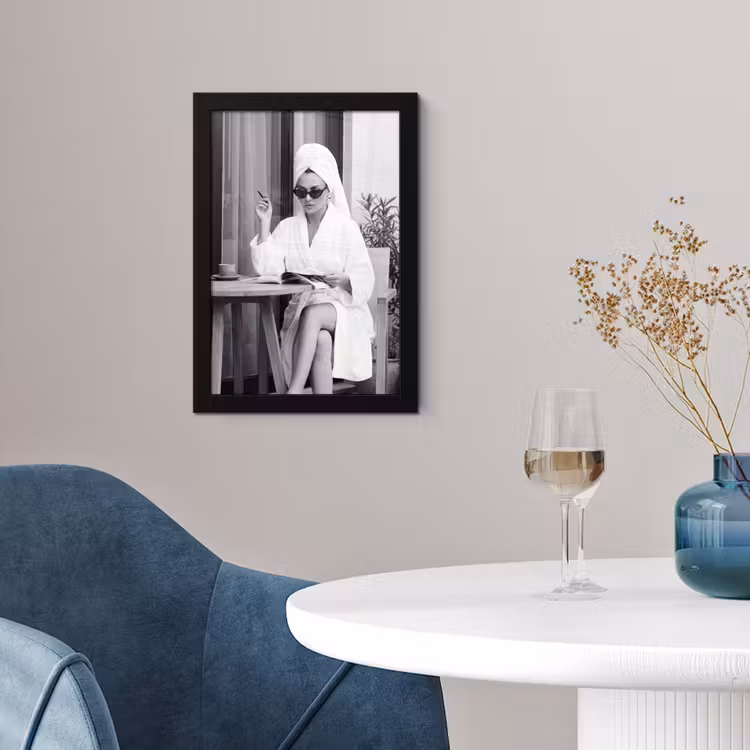 Modern - Vrouw - Zwart - Wit fotolijst zwart zonder passe partout klein -sfeer4