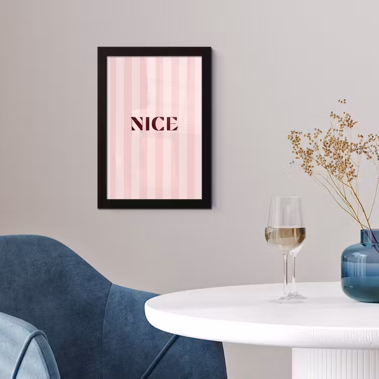 Nice - Strepen - Roze fotolijst zwart zonder passe partout klein -sfeer4