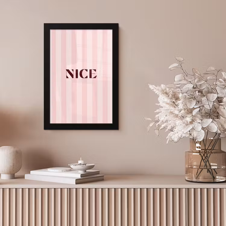 Nice - Strepen - Roze fotolijst zwart zonder passe partout klein -sfeer5