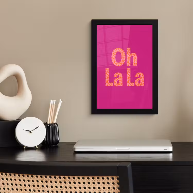 Oh la la - Luipaardprint - Roze fotolijst zwart zonder passe partout klein -sfeer1