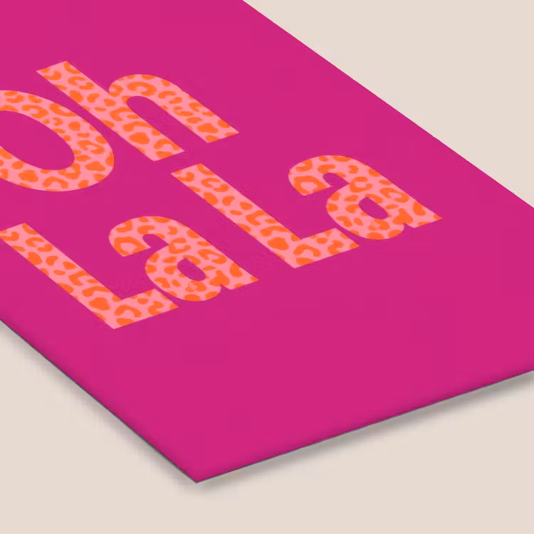 Oh la la - Luipaardprint - Roze fotolijst zwart zonder passe partout klein -zsfeer6