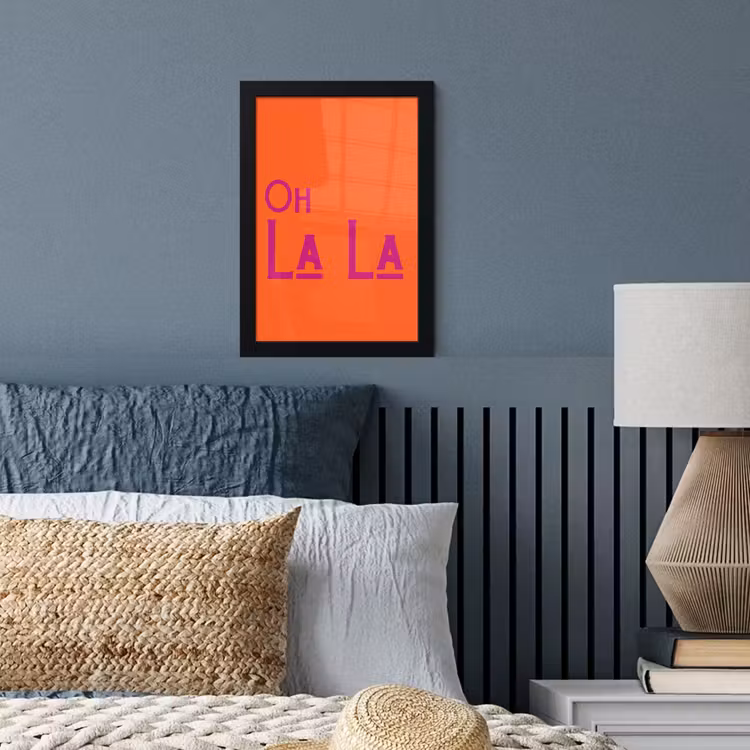 Oh la la - Oranje - Roze - Scheeflettertype fotolijst zwart zonder passe partout klein -sfeer3