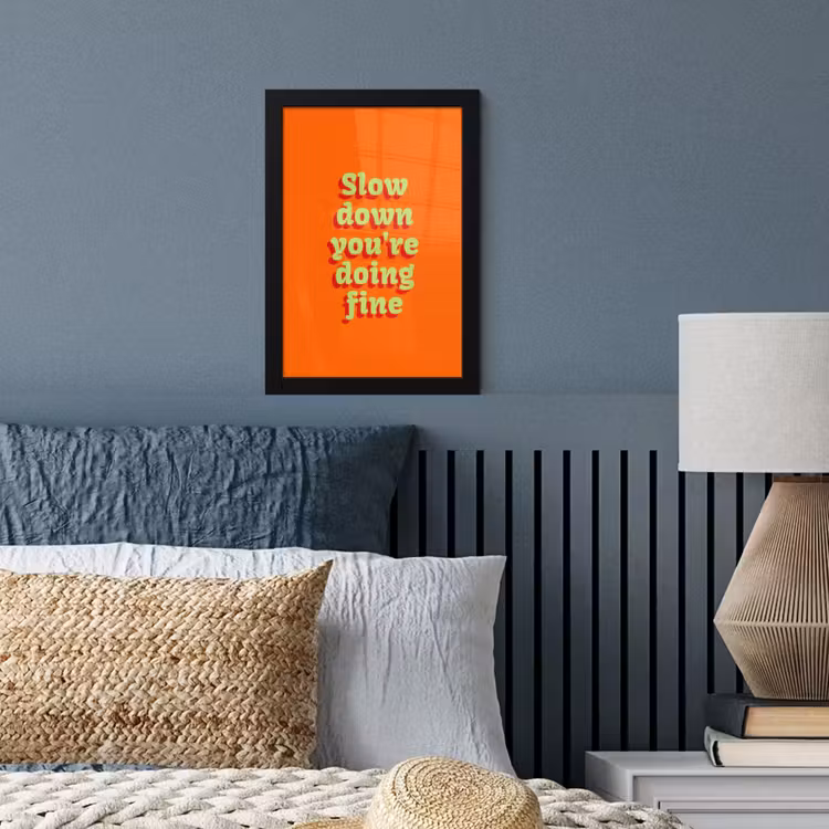 Oranje - Slow down you're doing fine - Retro fotolijst zwart zonder passe partout klein -sfeer3