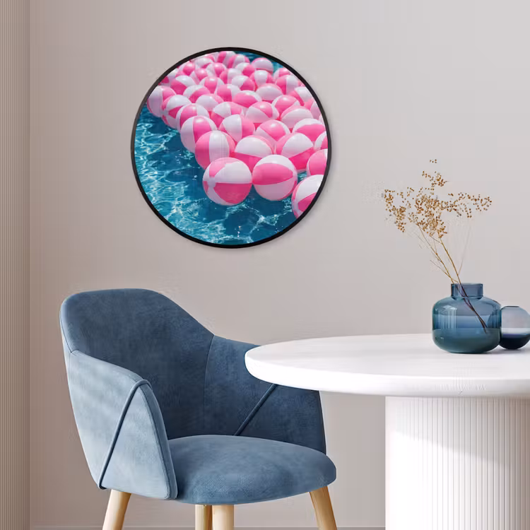 Strandballen - Roze - Water Fotolijst rond zonder passe partout klein -sfeer2