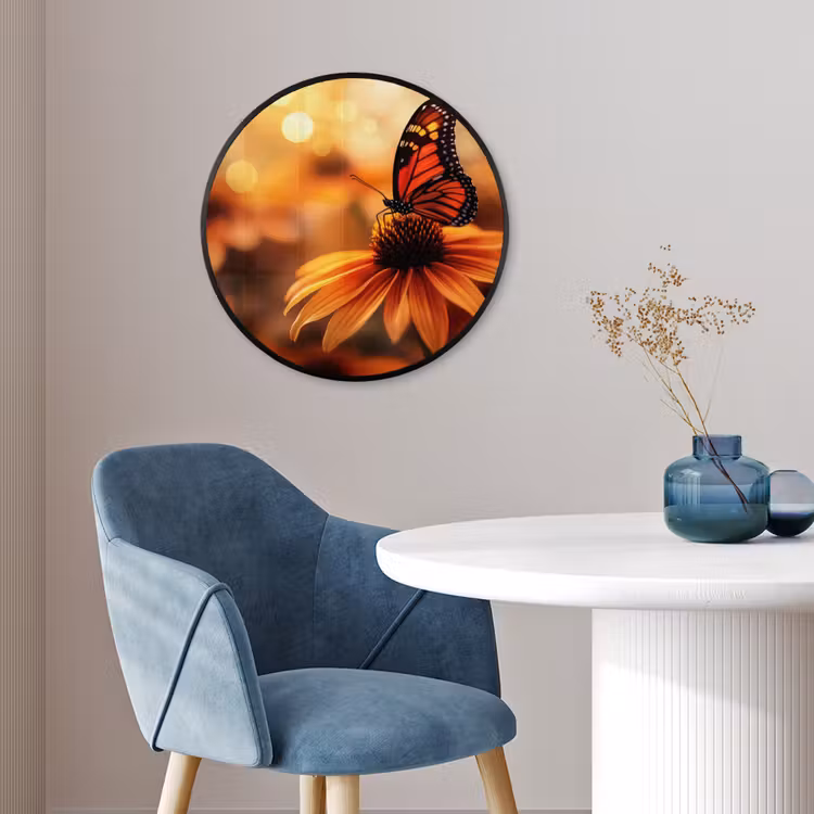 Vlinder - Bloemen - Oranje Fotolijst rond zonder passe partout klein -sfeer2