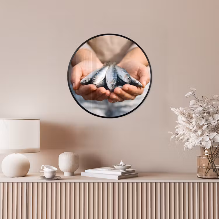 Photo Frame Round - Fish - Hands - Nature - Vis - Handen - Natuur Fotolijst rond zonder passe partout klein