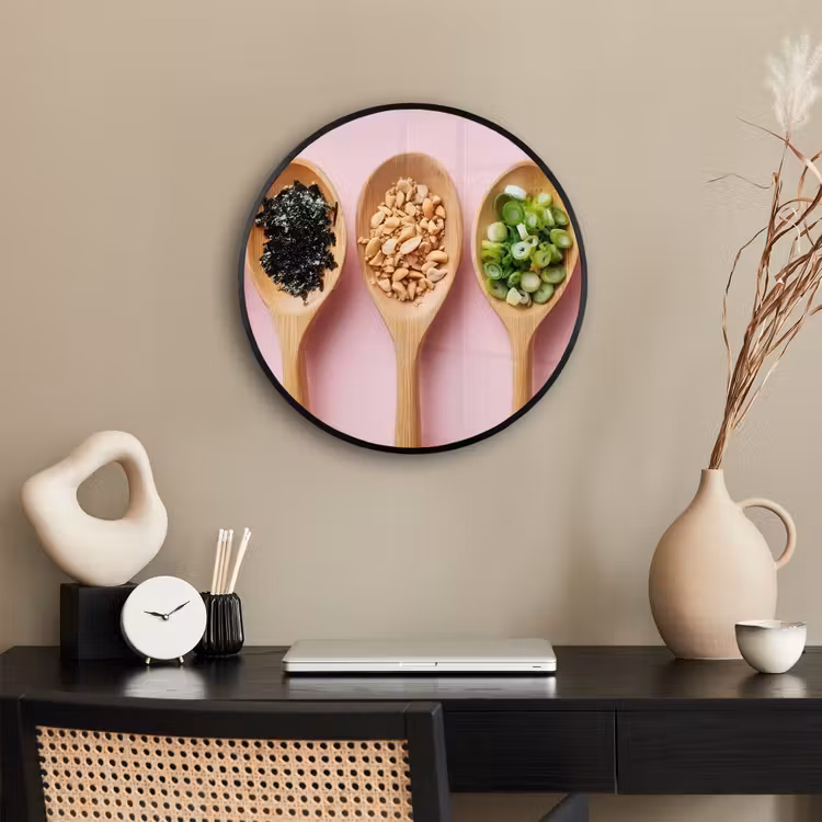 Ingrediënten - Lepels - Hout - Roze Fotolijst rond zonder passe partout klein -sfeer1