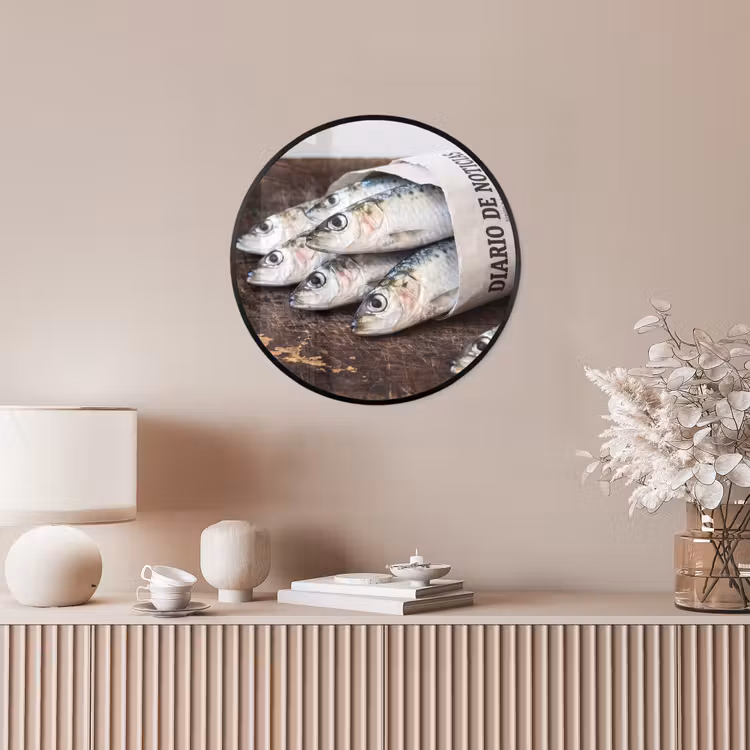 Photo Frame Round - Little Sardine - newspaper - cutting board - Sardientje - krant - snijplank Fotolijst rond zonder passe partout klein