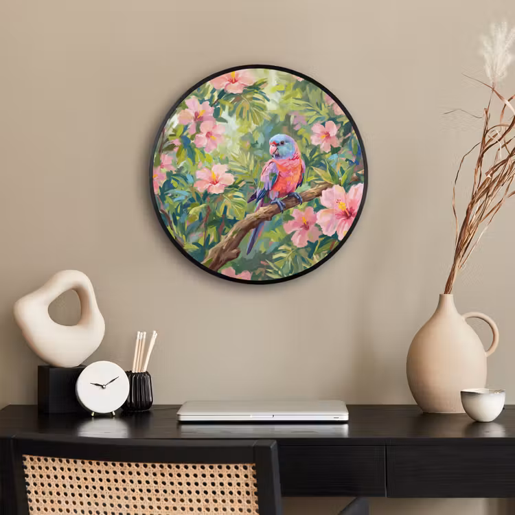 Papagaai - Hibiscusbloemen - Kleurrijk Fotolijst rond zonder passe partout klein -sfeer1